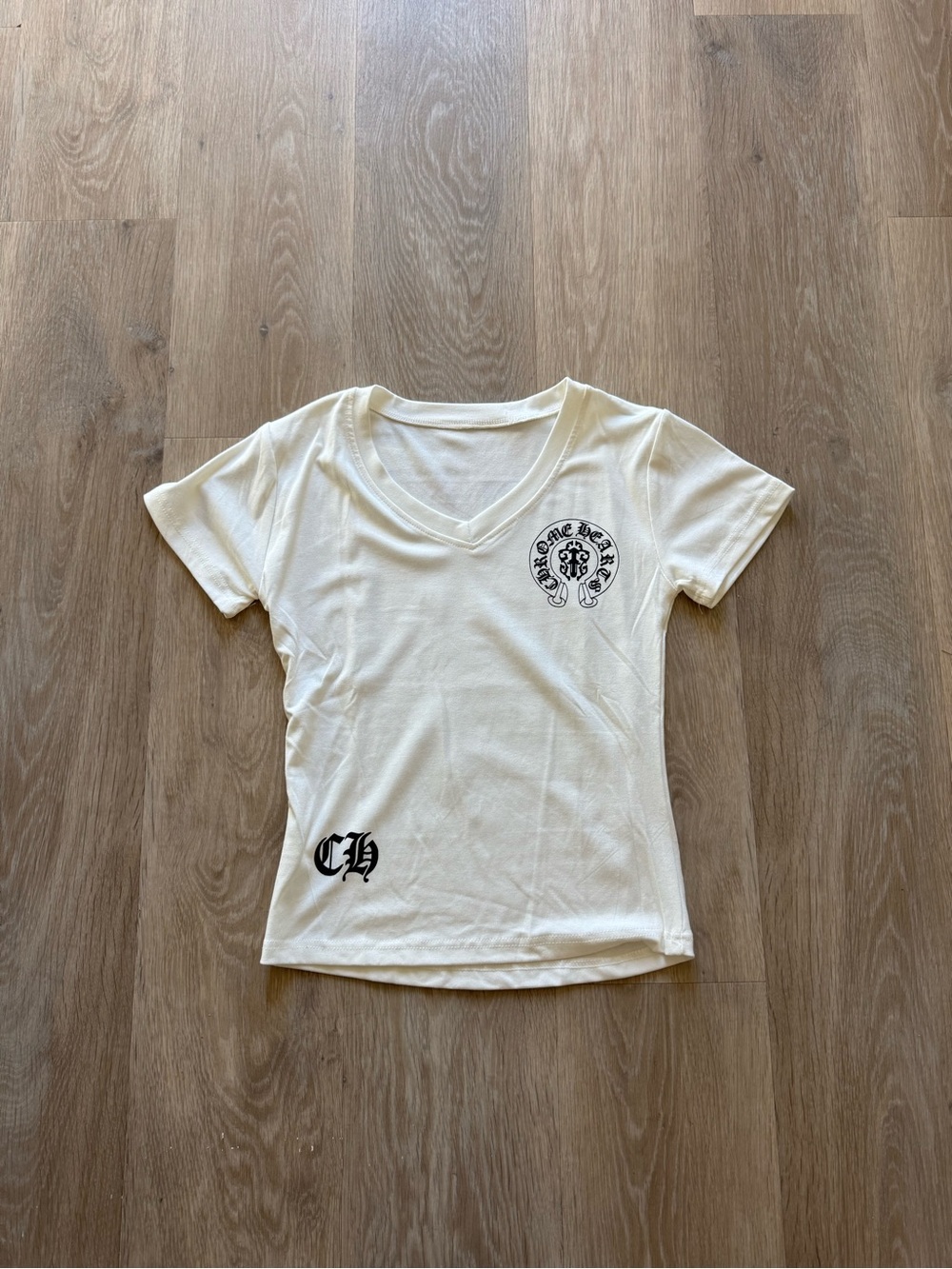 Chrome hearts womens v neck t shirt - Picture 2 of 6